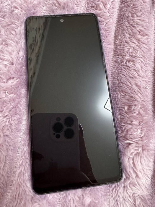 Продаю телефон самсунг А52