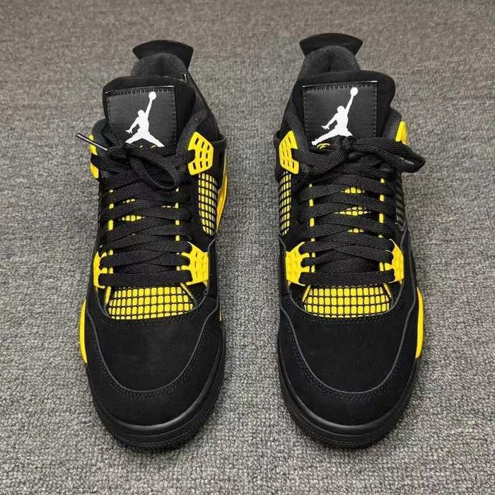 "koszykówki" Jordan_4_Retro_Thunder_R.39