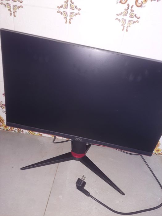 Monitor aoc pouco usado