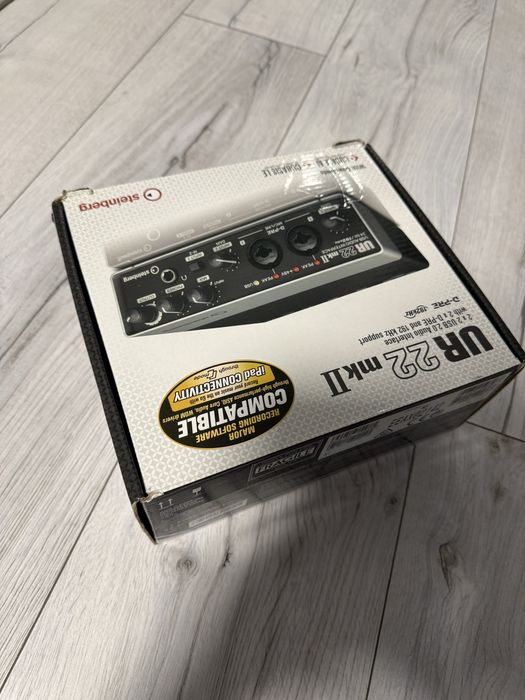 Звукова карта Steinberg UR22 MK2