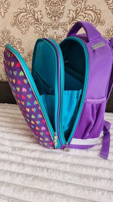 Портфель,  Шкільний рюкзак для дівчинки