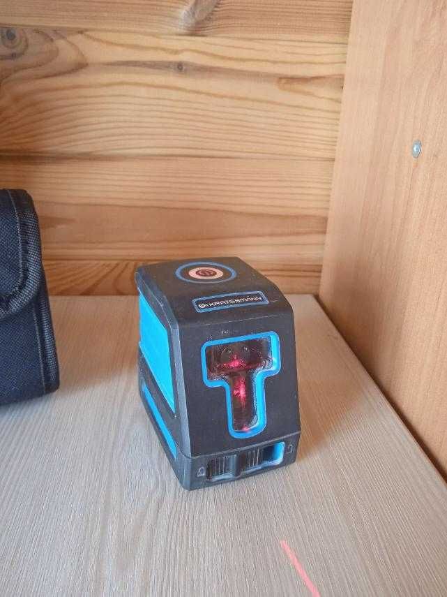 Лазерный уровень нивелир