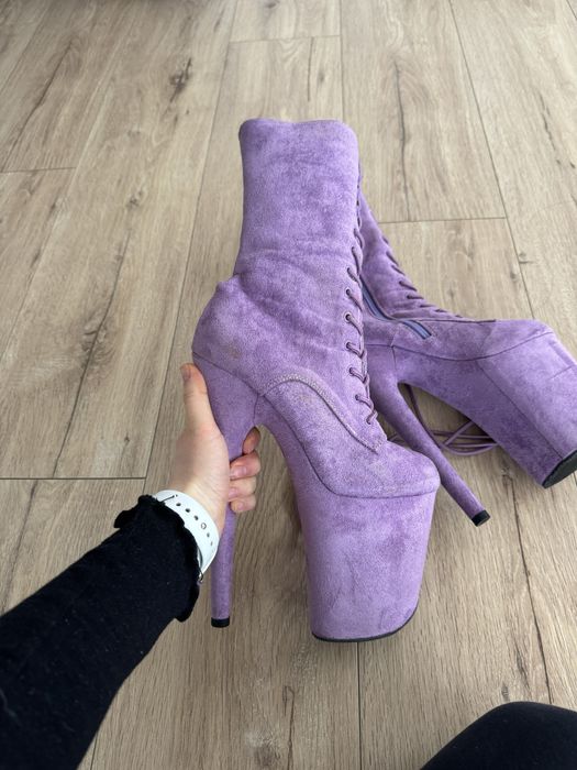 Стріпи Pleaser трійки замшеві 35р.