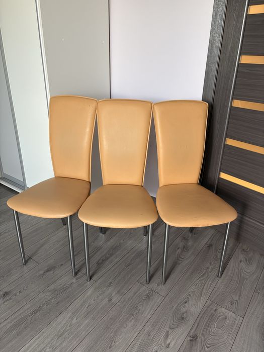 стільці кухонні 3шт.