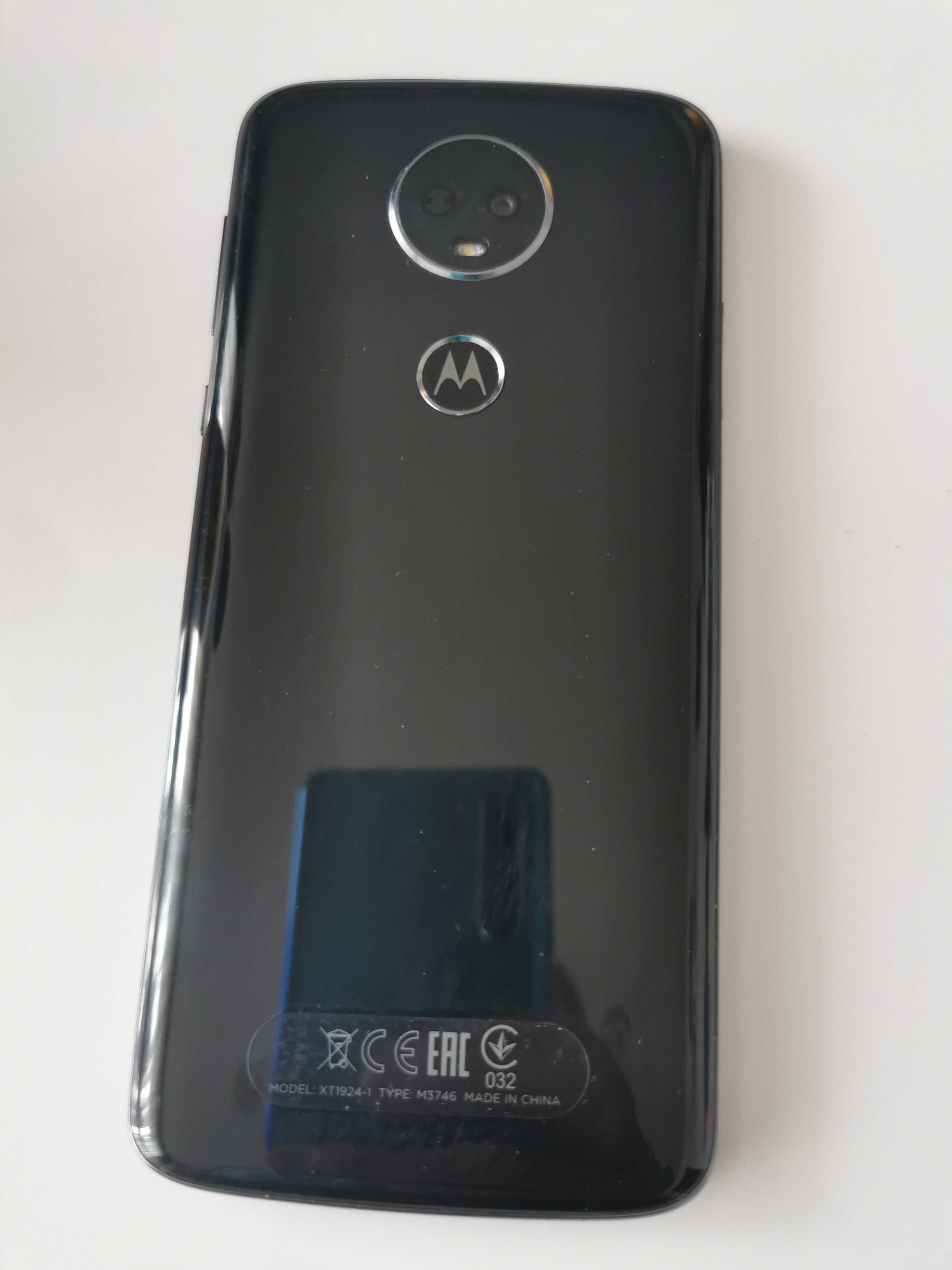 Motorola moto E5 plus