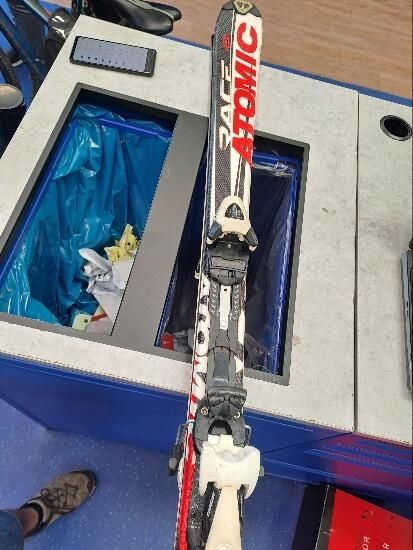 SKIS ATOMIC CRIANÇA