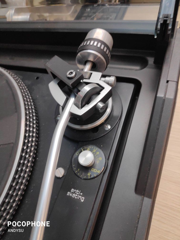 Gramofon Dual 481 A .