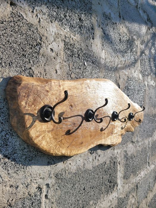 Вішалка дерев'яна