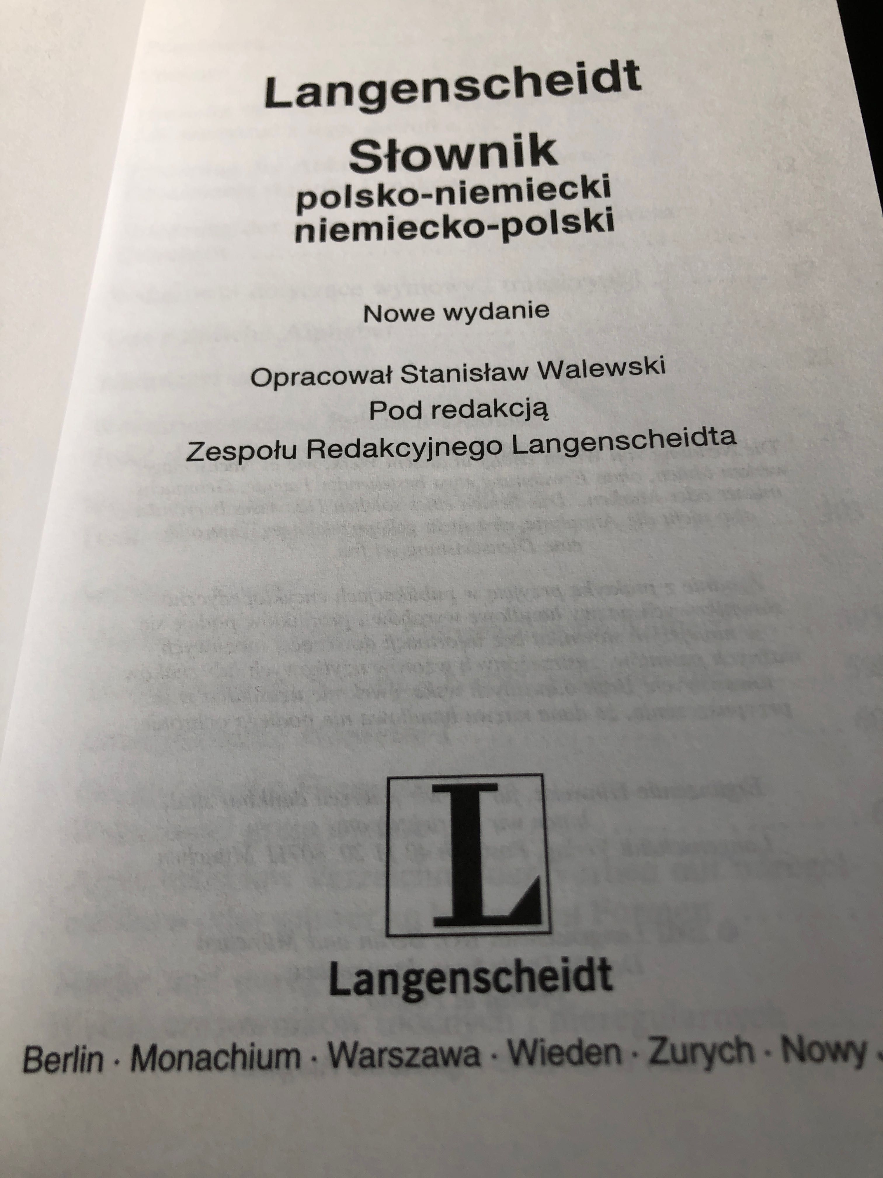 Słownik językowy polsko niemiecki 2002
