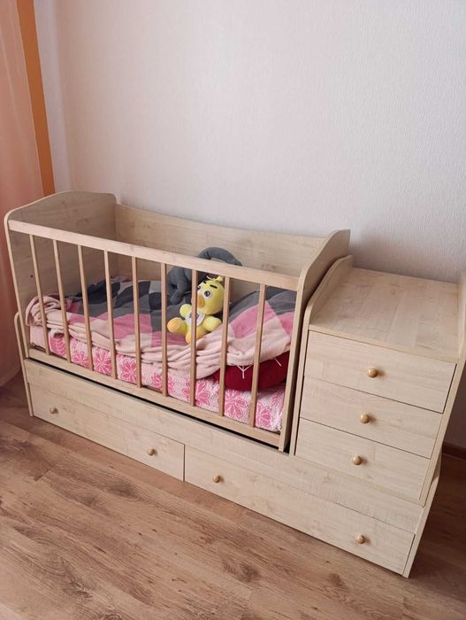 Дитяче ліжко-трансформер