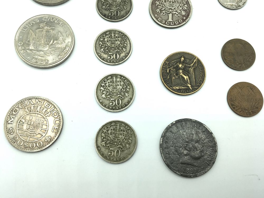 Moedas antigas e raras 50 centavos/ 1 escudo entre outras