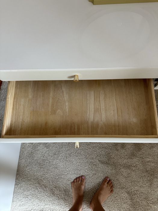 Mesa Pentiadeira  com cadeira