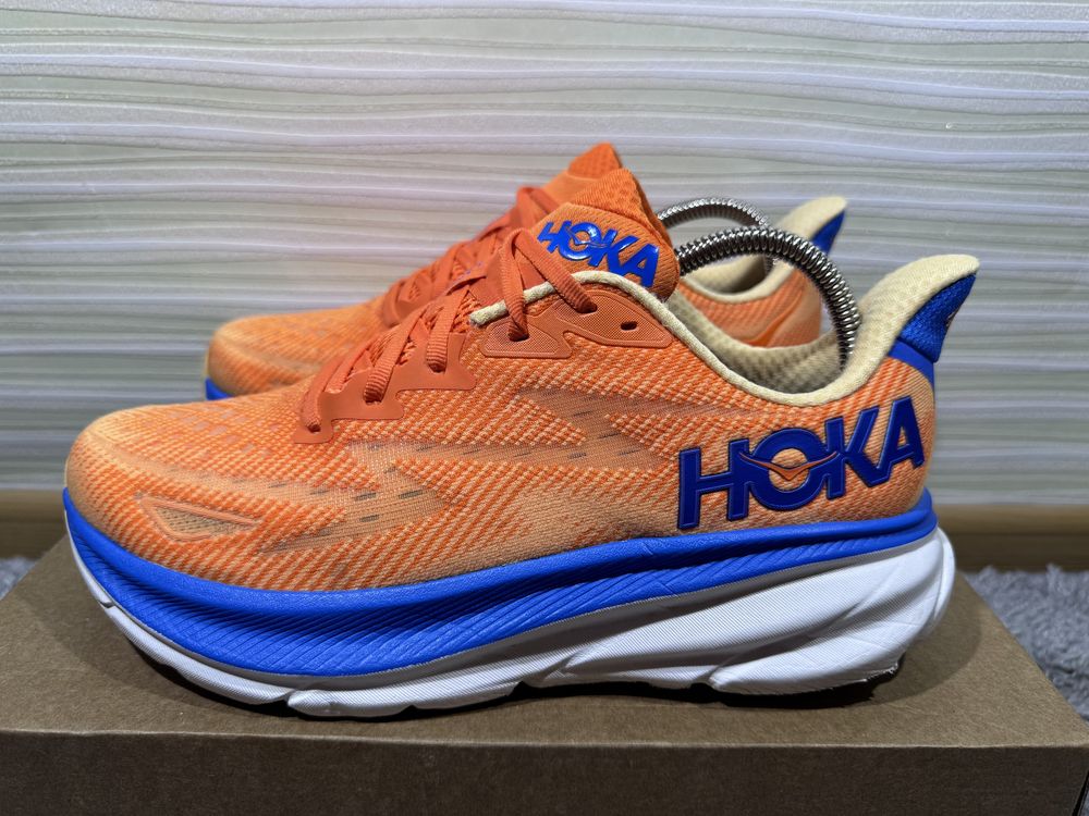 Кроссовки Hoka В Розмірах 42.5 і 48 One One Clifton 9 Original Взуття