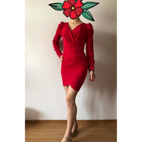 Czerwona sukienka elegancka varlesca