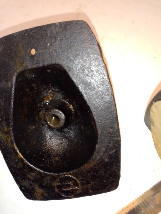 Ручка металлическая для дверей реаритетная