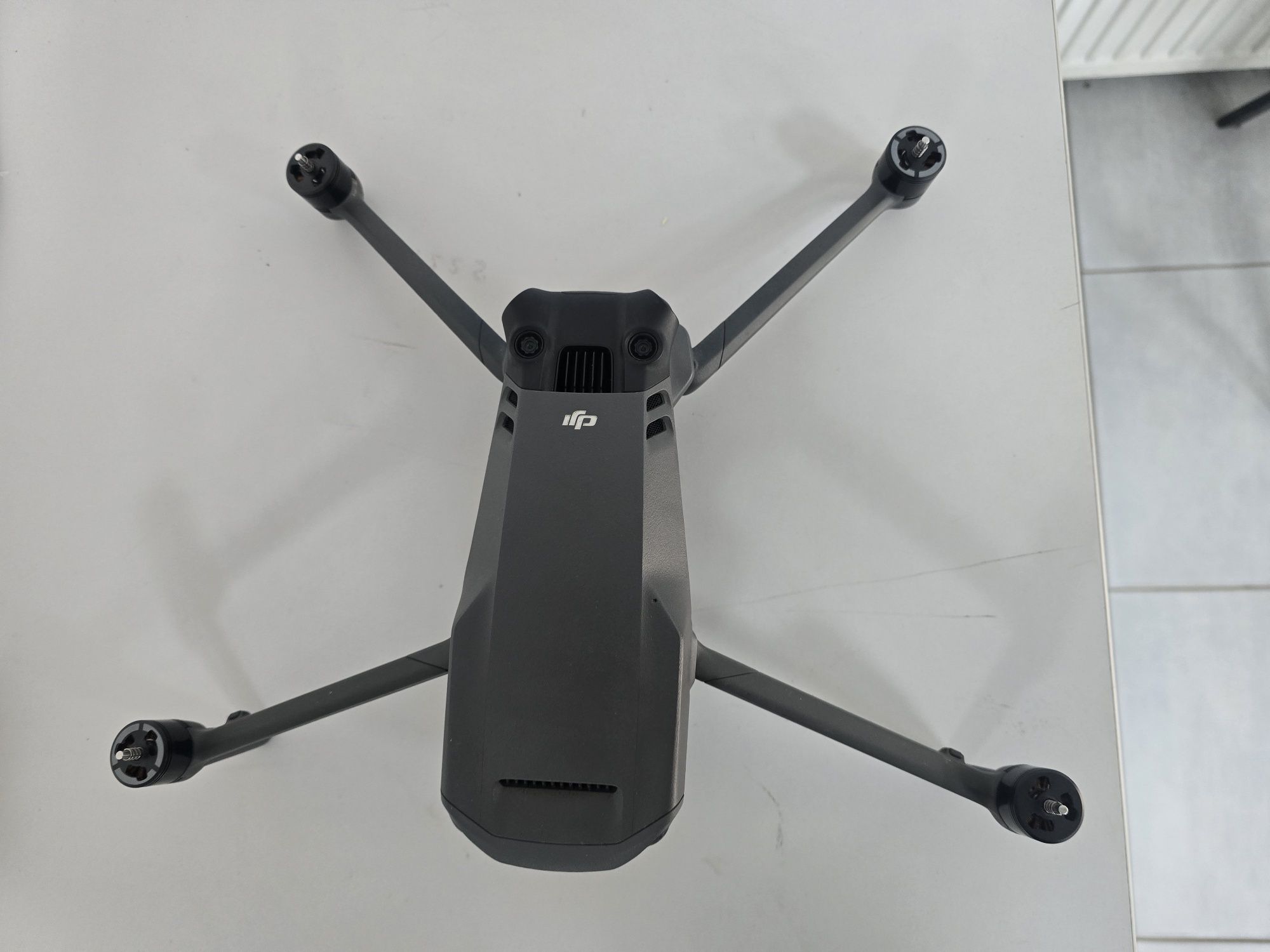 DJI Мавік 3,  новий