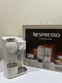 Máquina de Café - Nespresso Latissima One