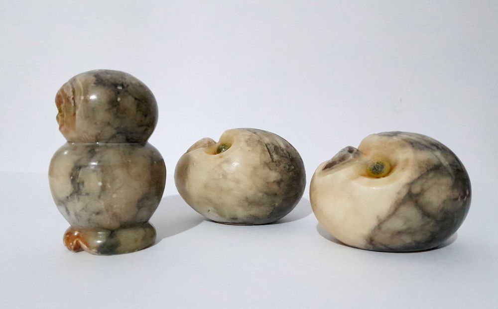 Cinzeiros e Pisa-papeis "Mochos" em Alabastro - 5 Peças Antigas