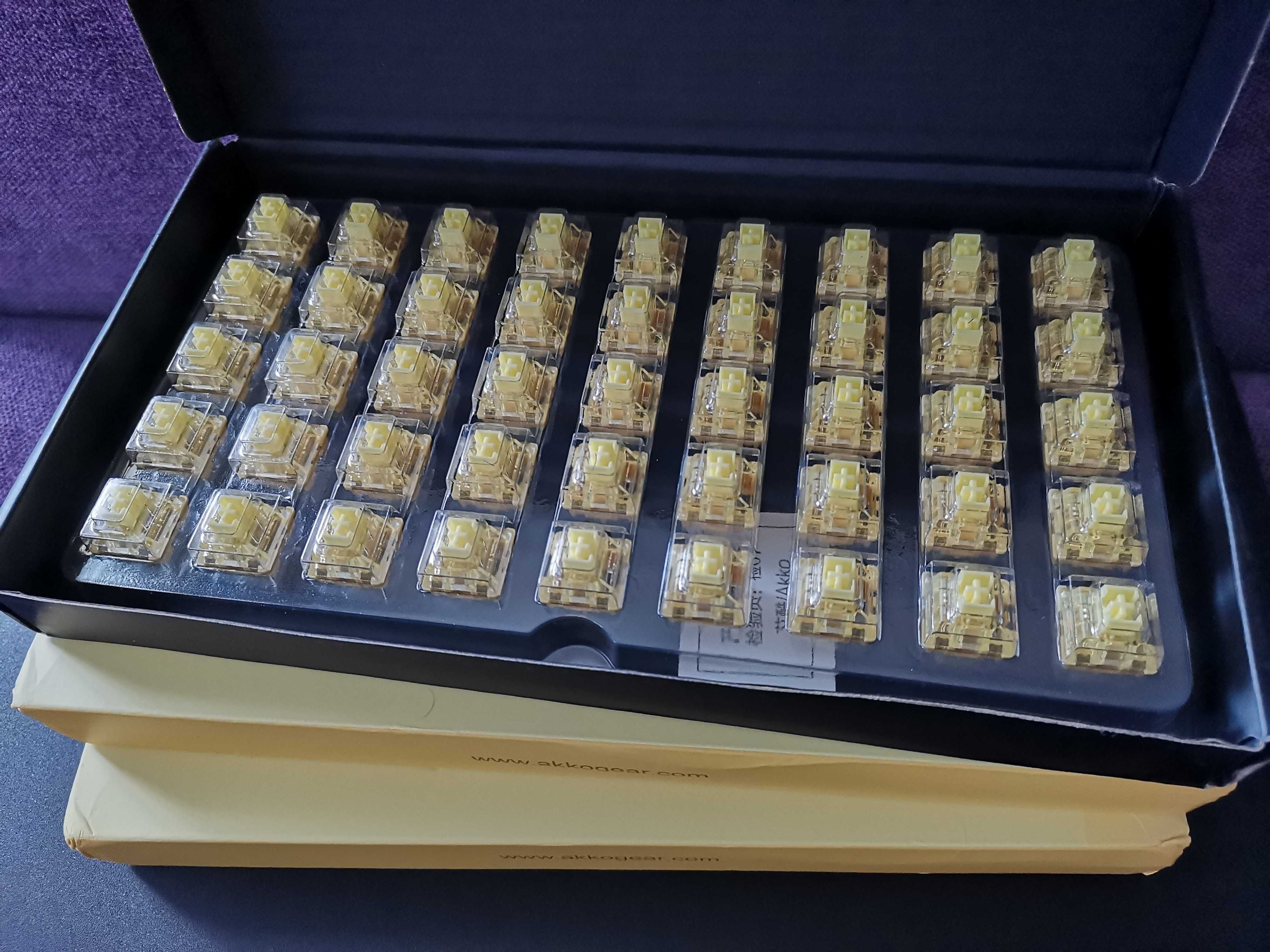 Переключатели для клавиатуры  Akko V3 Cream Yellow Pro
