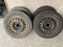 Opony zimowe Dębica i Pirelli 185/65 R15 , 88T