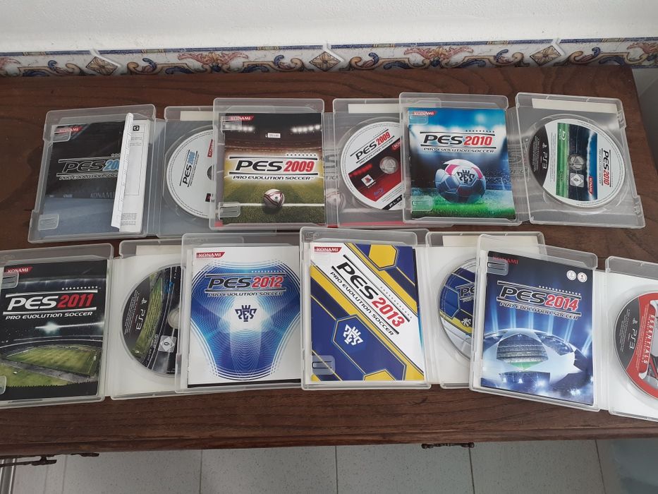 Jogos PlayStation 3 PES de 2008 a 2014 com manuais originais
