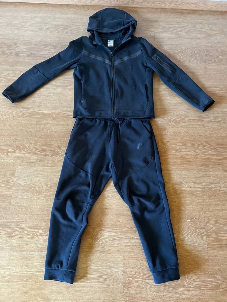 Костюм nike tech fleece
