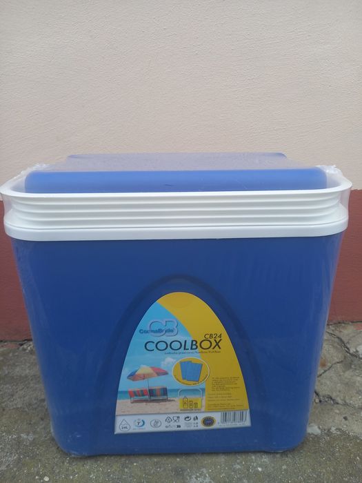 Lodówka turystyczna 24 l z wkładami