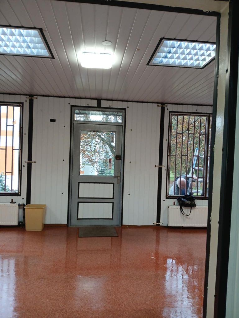 Lokal użytkowy 45m2 do wynajęcia.