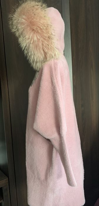 Płaszcz alpaka z jenotem naturalnym