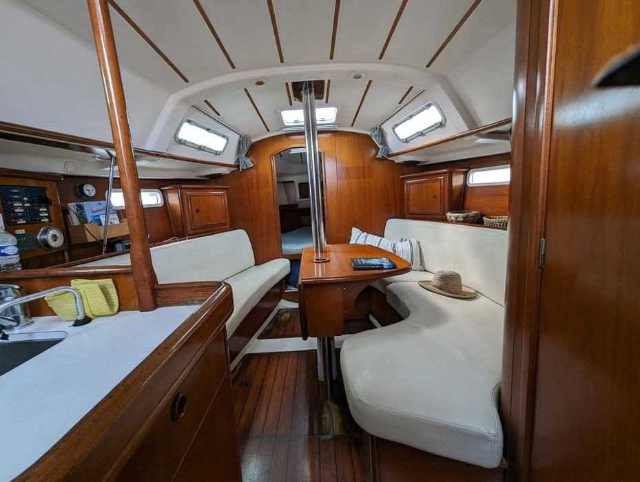 2000 Beneteau Oceanis 331