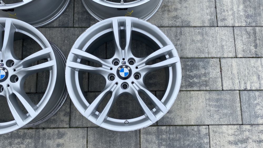 Felgi aluminiowe BMW F30 M-Pakiet 5x120 18 cali styling 400 czujniki