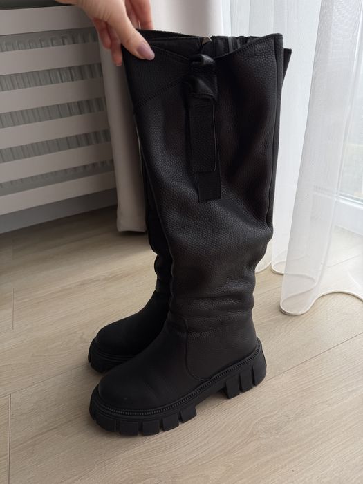 Зимові високі чоботи взуття жіноче сапоги натуральна шкіра і хутро