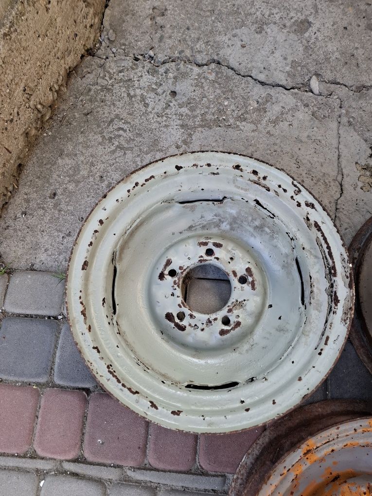Felgi stalowe żuk 16" cali przyczepka traktor sam