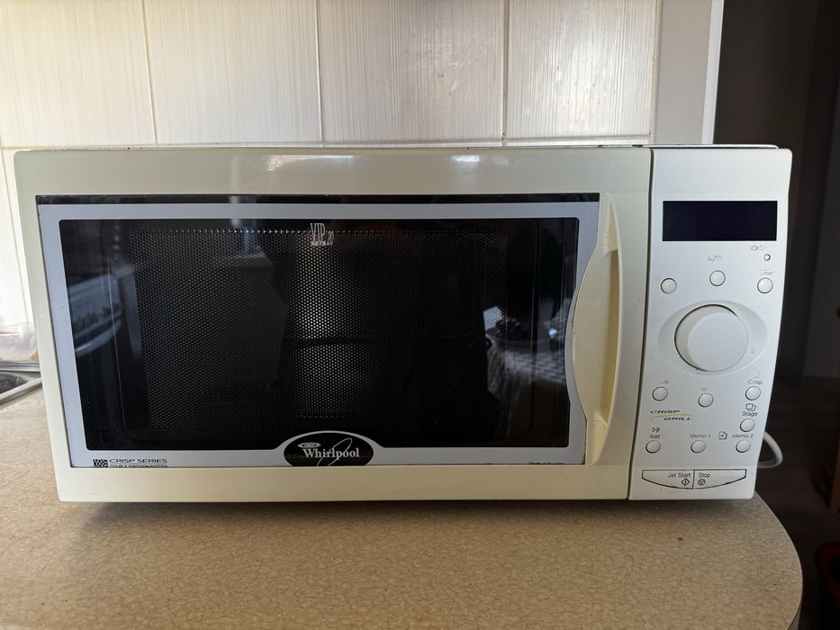 Мікрохвильовка Whirtpool