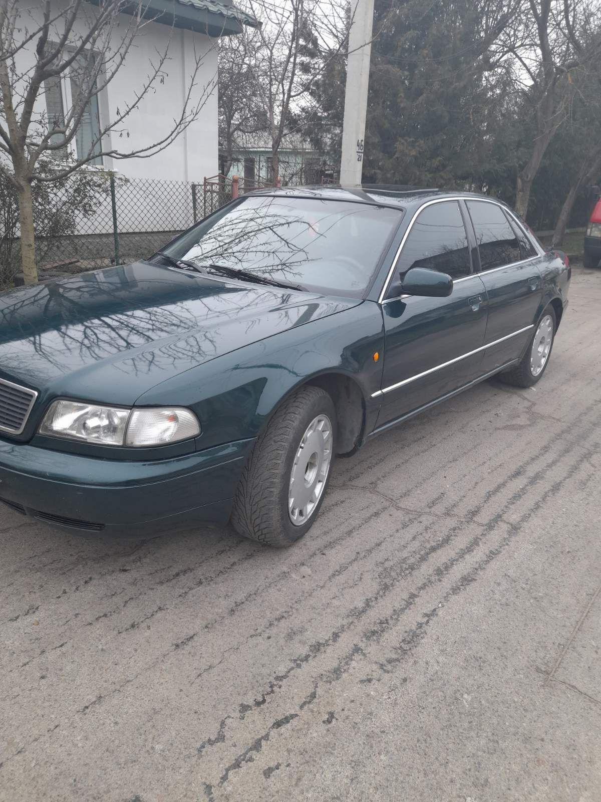 Audi A8 1996 року