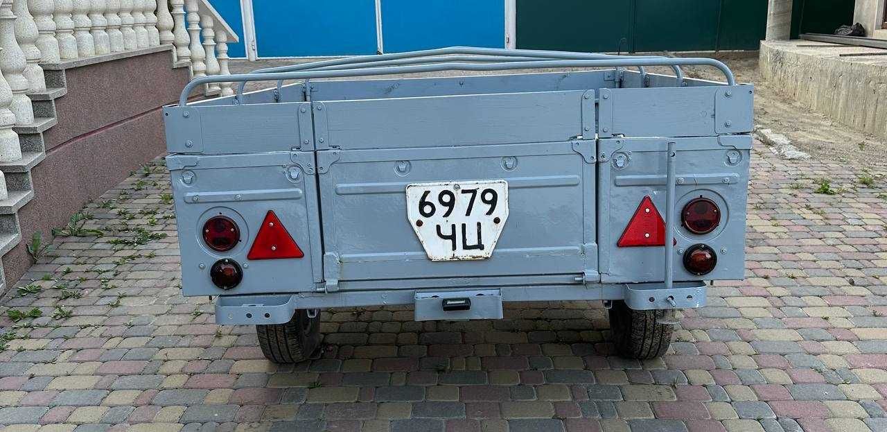 Причіп автомобільний
