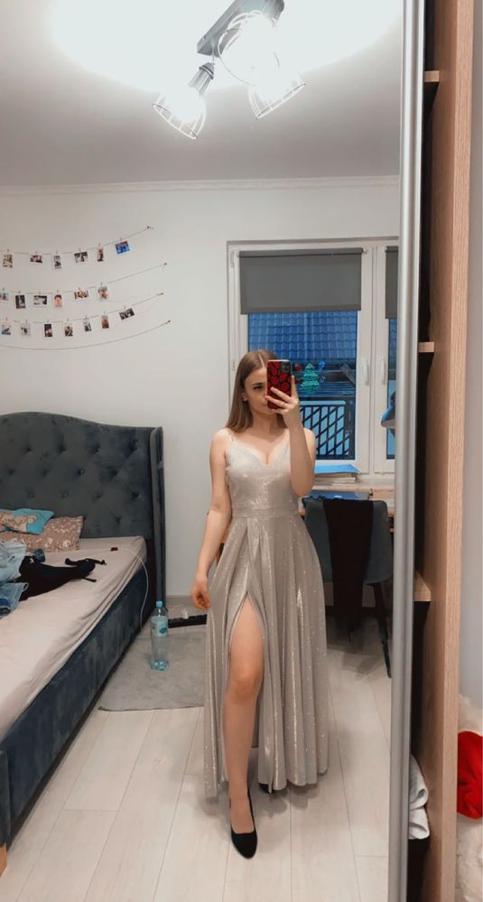 Sukienka, długa srebrna