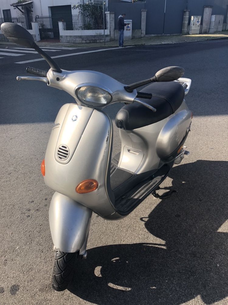 Vespa Piagio/ troco por vespa 125 ou mais cc