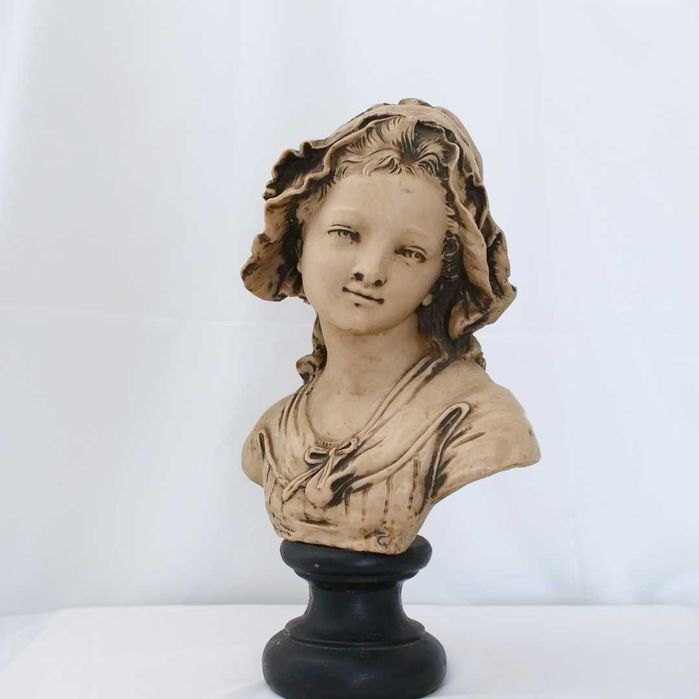 Busto "Jovem Camponesa Francesa" assinado Grinam Niam Paris
