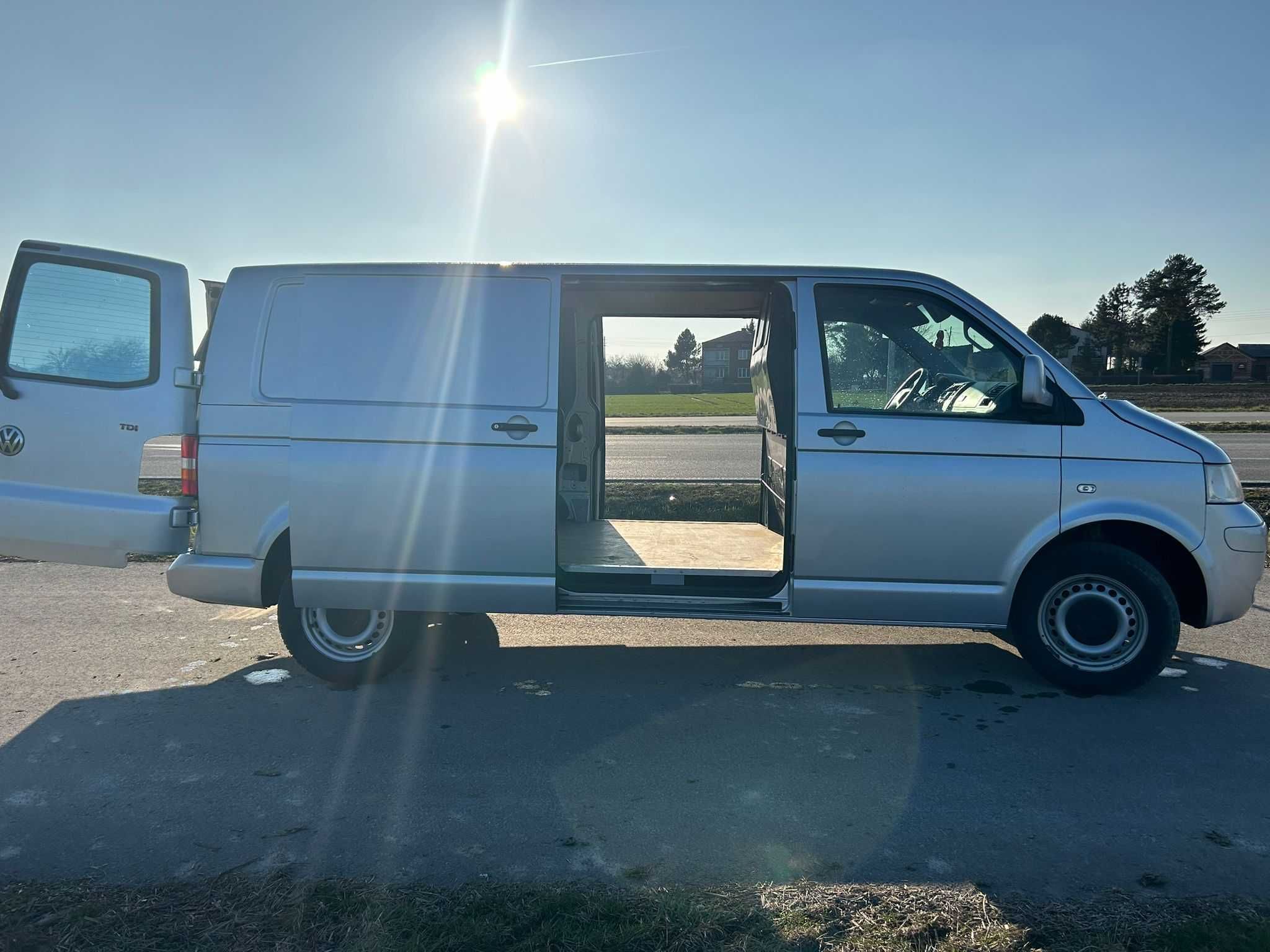 Volkswagen Transporter VW T5  2.5 TDI ! Long !