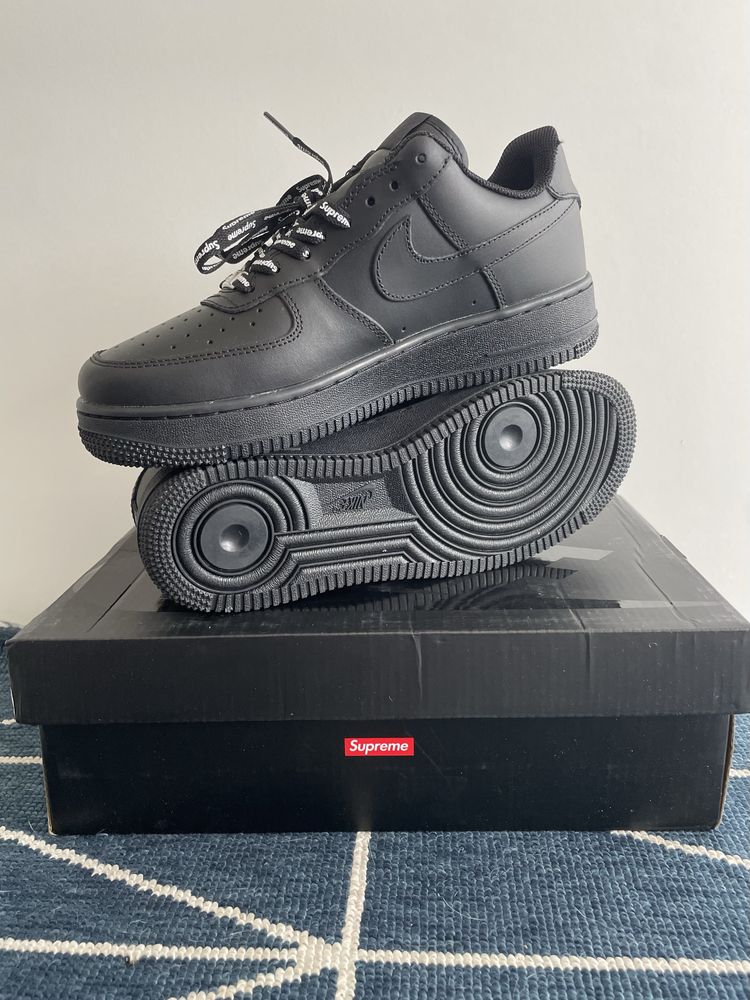 Nike Air Force 1 Supreme 42