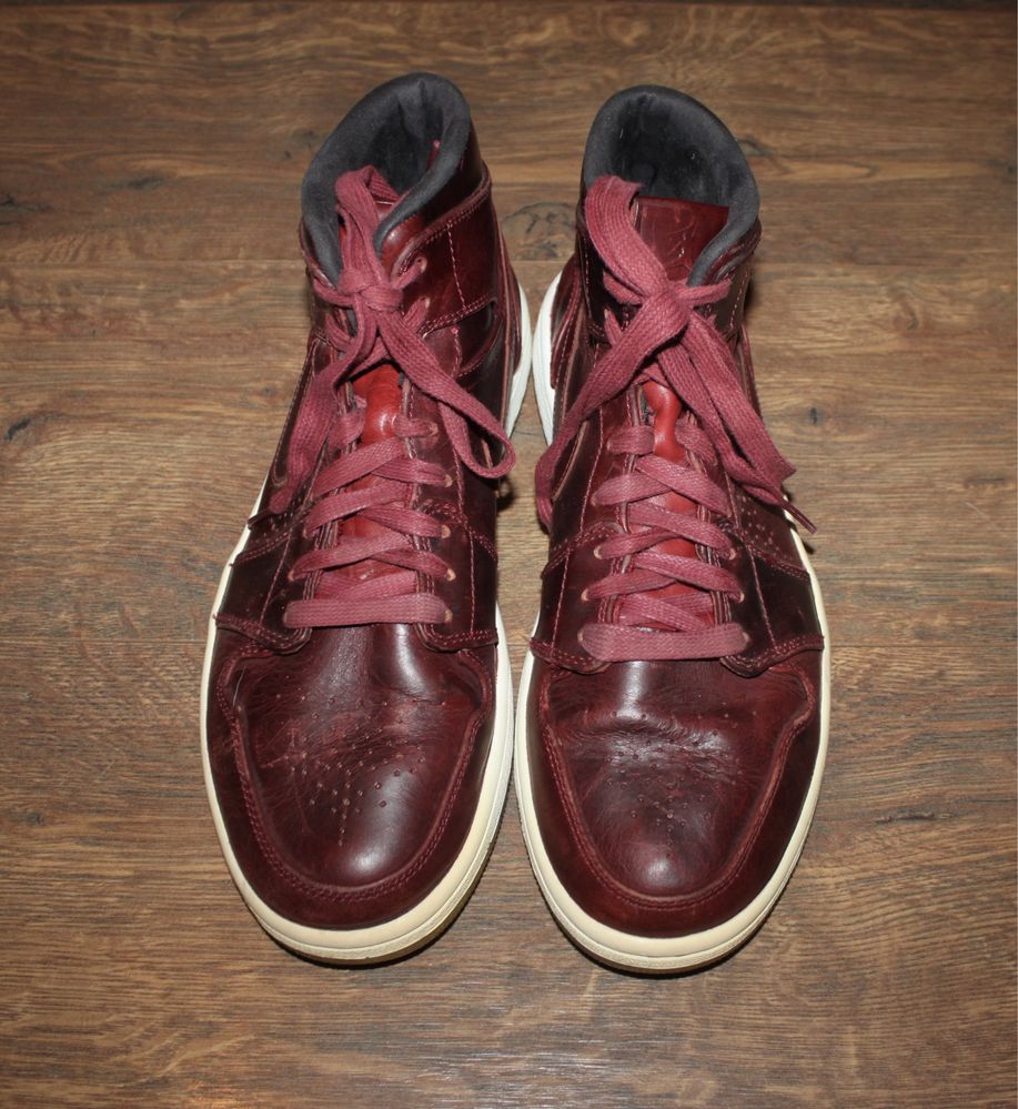 Кроссовки Nike Air Jordan 1 Mid Nouveau 44 размер