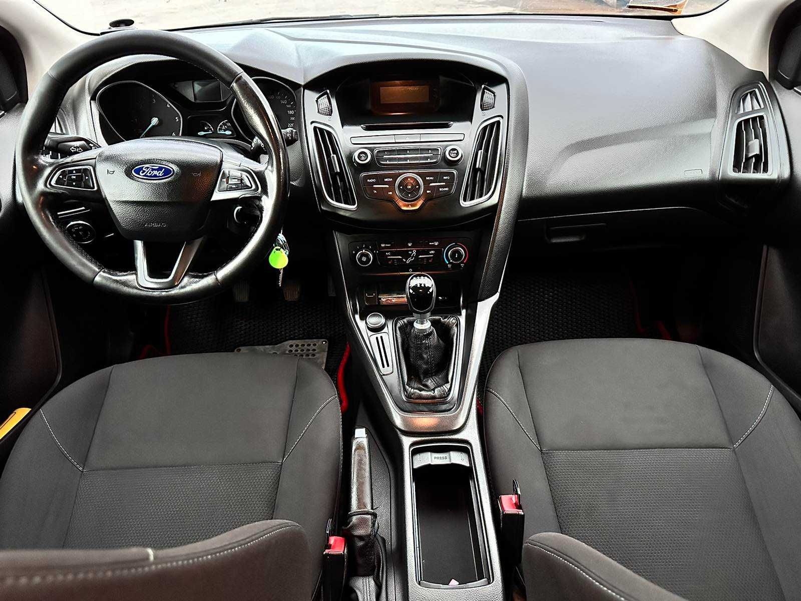 Ford Focus 2015 Офіційний автомобіль