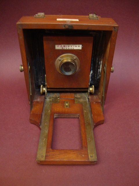 Máquina fotográfica antiga "Zenit"