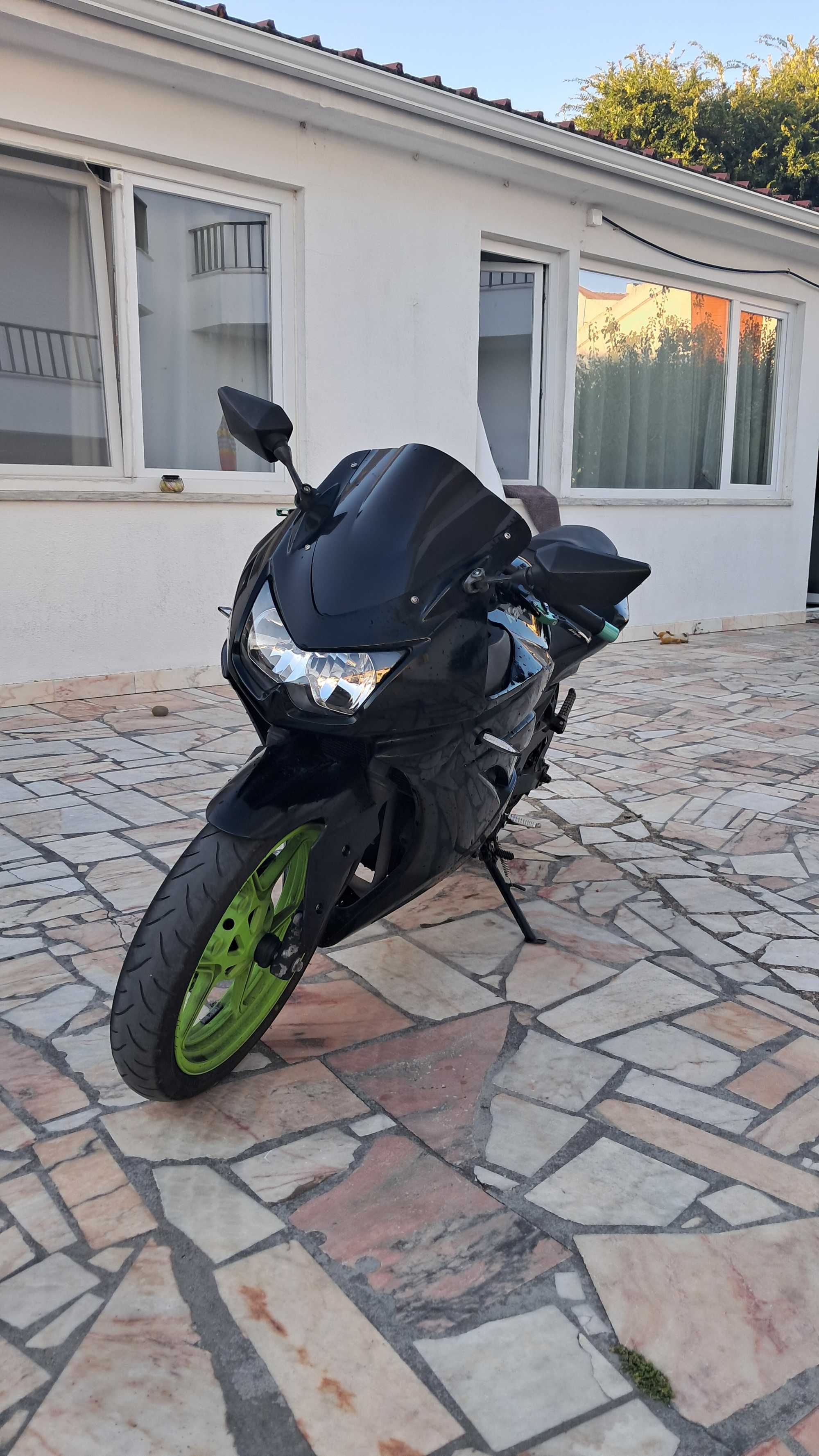 Kawasaki ninja 250r