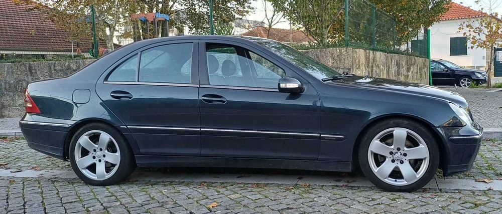 Mercedes-Benz C220 W203