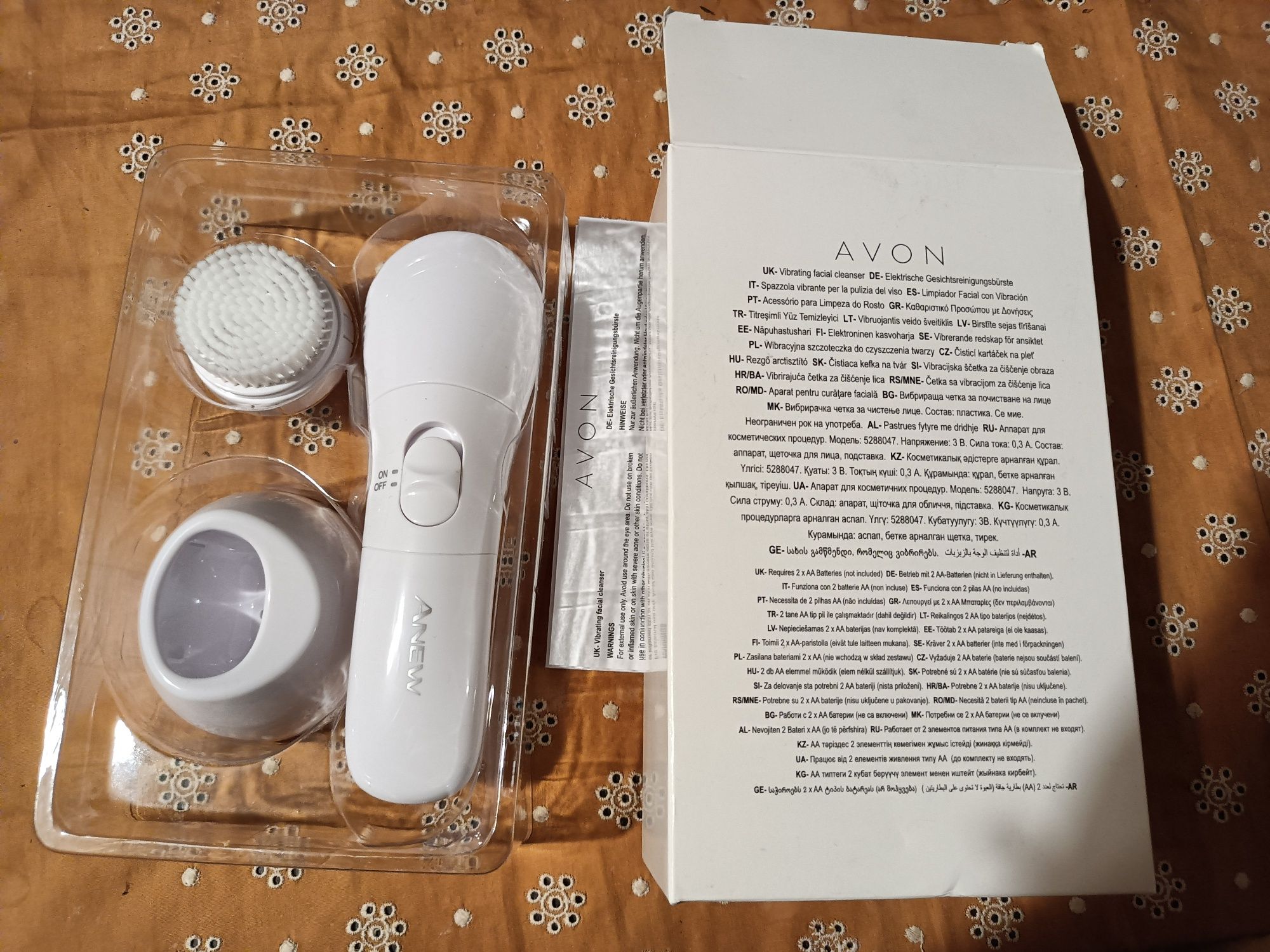 Avon szczotka urządzenie do czyszczenia twarzy nowa