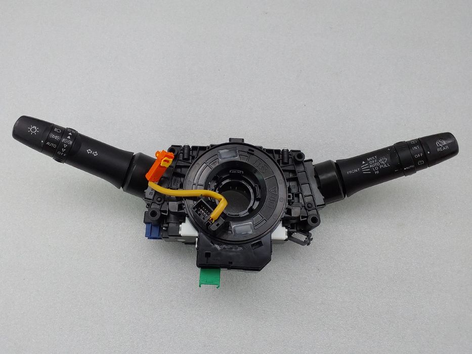 Conjunto / manetes de luzes e limpa vidros MITSUBISHI Space Star Hatch