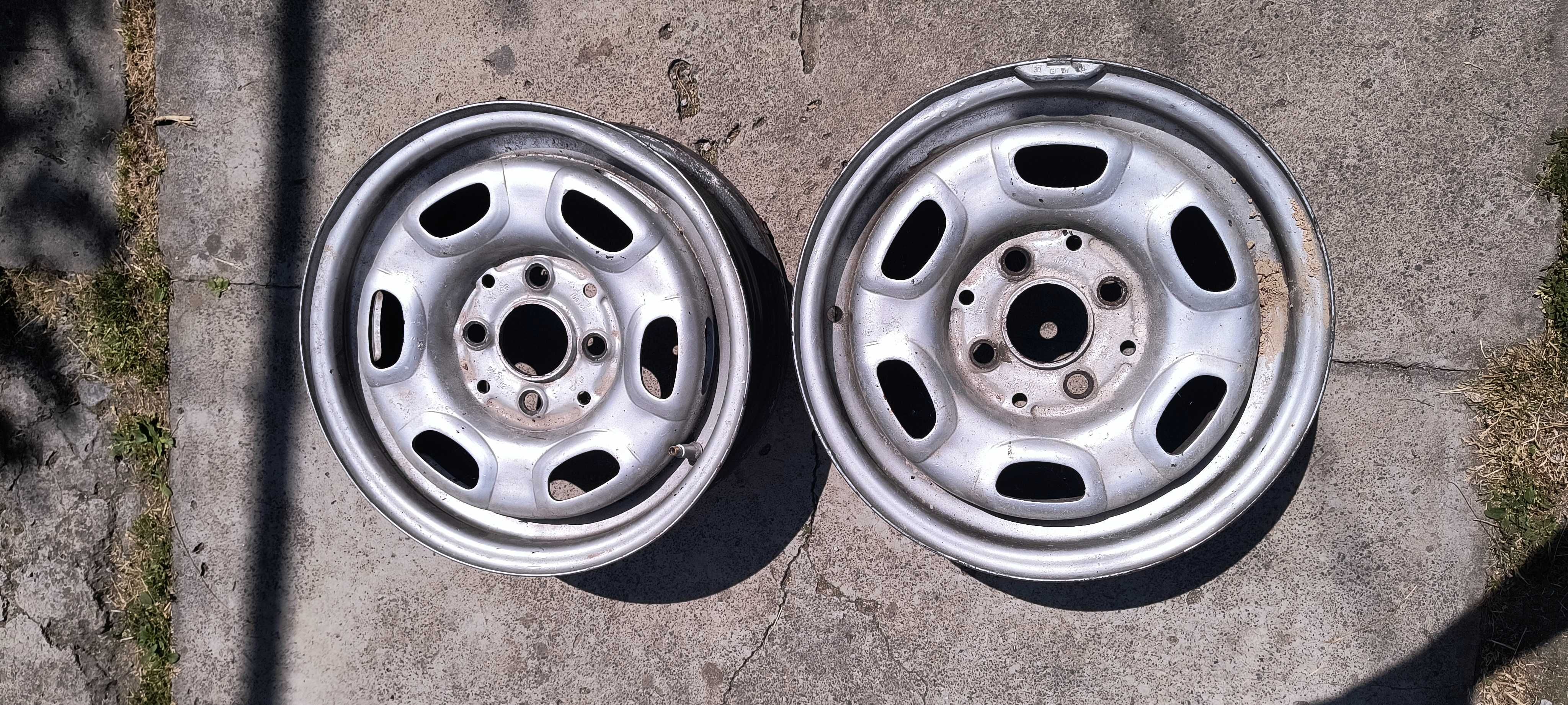 Продам два диски r13  100×4