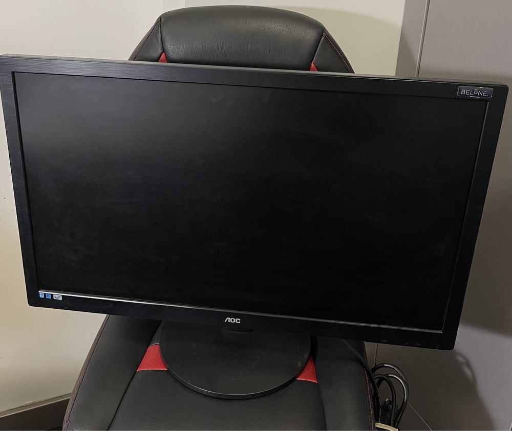 Monitor preto marca AOC